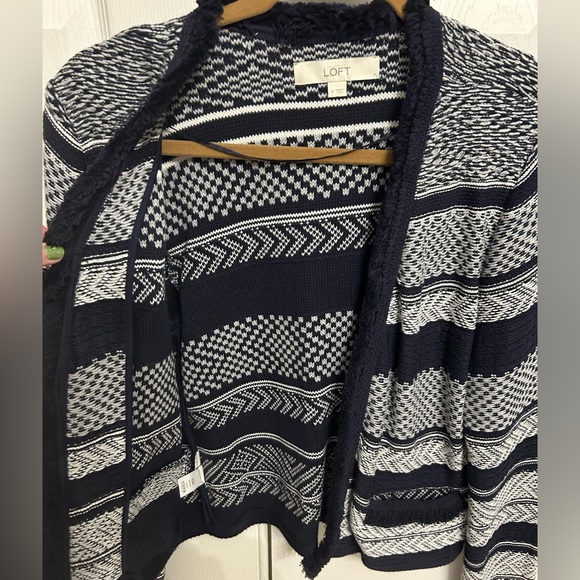 Loft Sweater Size Medium - Picture 2 of 4